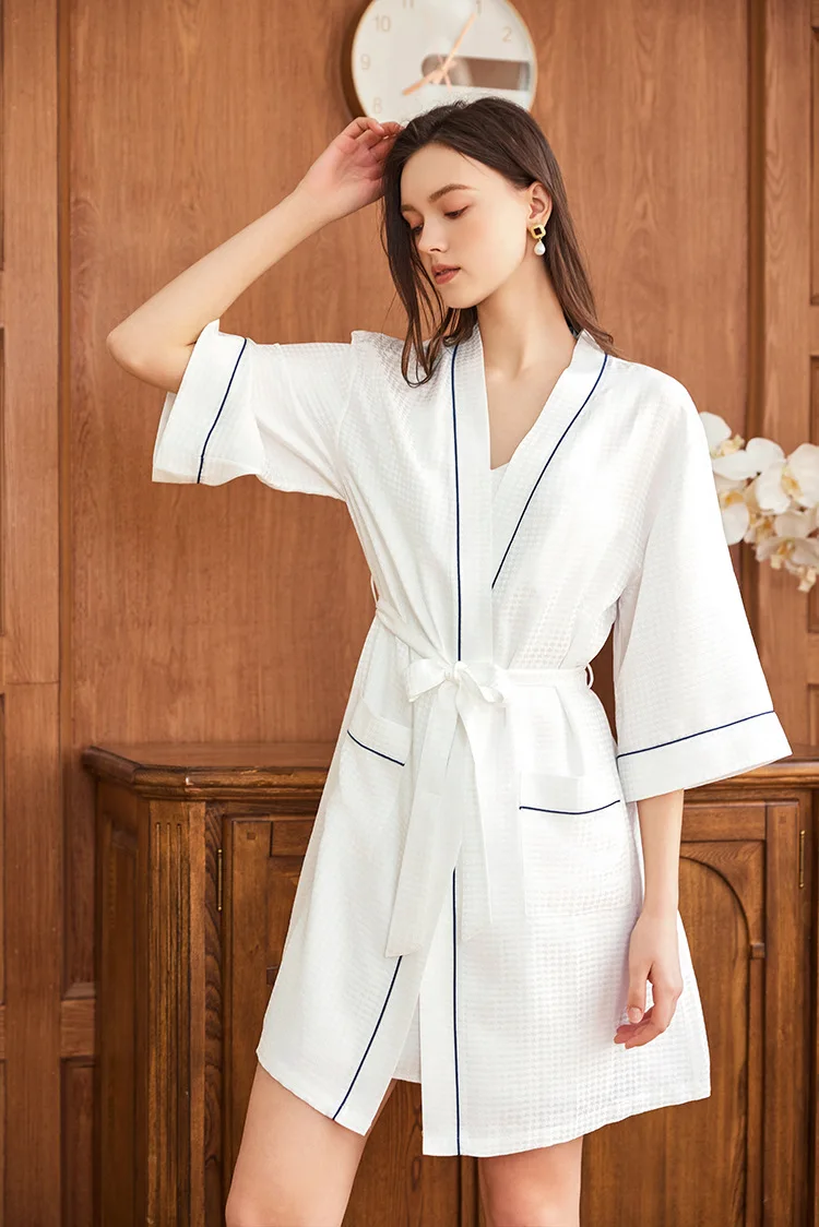 Waffle Jacquard 100% Mulberry  - Robe Silk Women recensione e prezzo