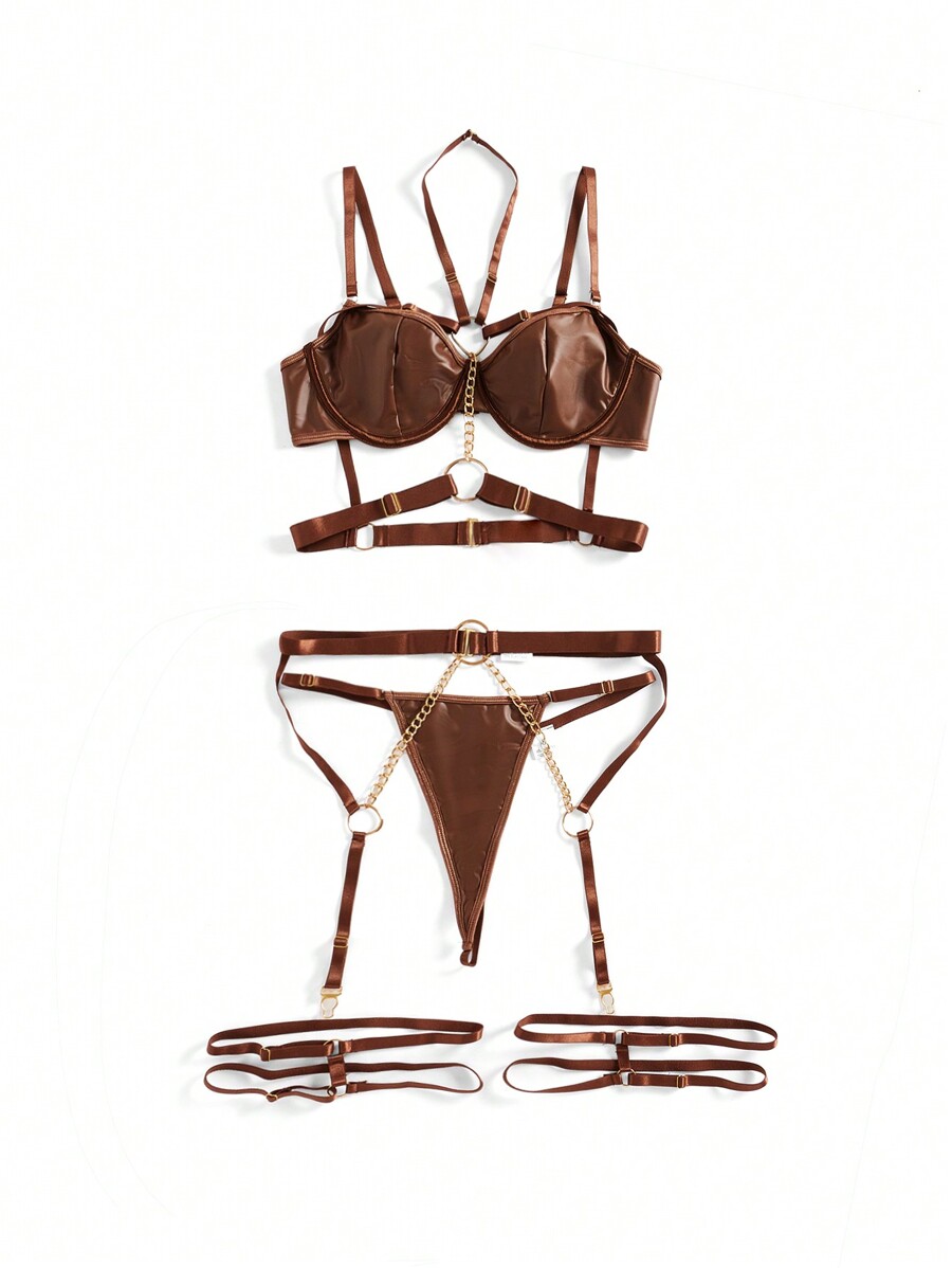 Patent Leather Underwire Bra A - Garter Belt Set recensione e prezzo