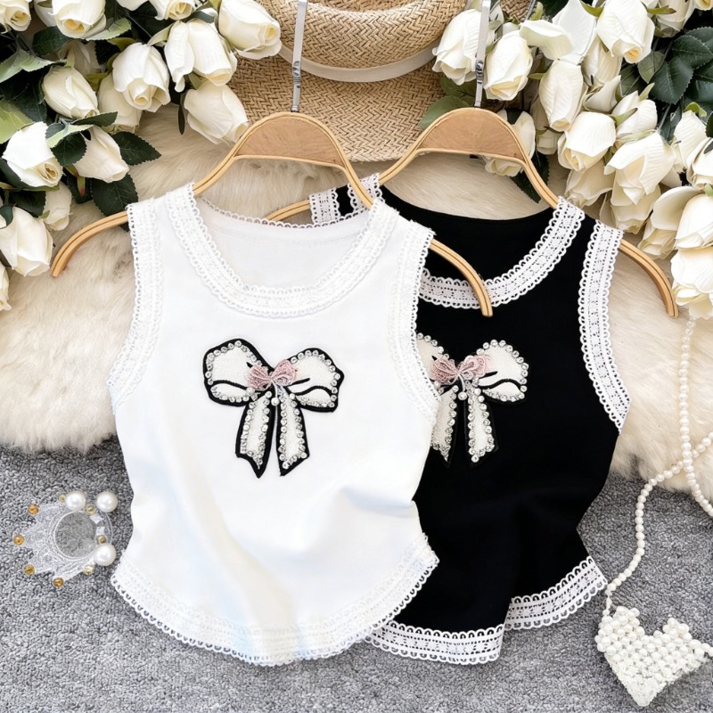 White Lace Trim Rhinestone Bow - Cami Top Lace recensione e prezzo